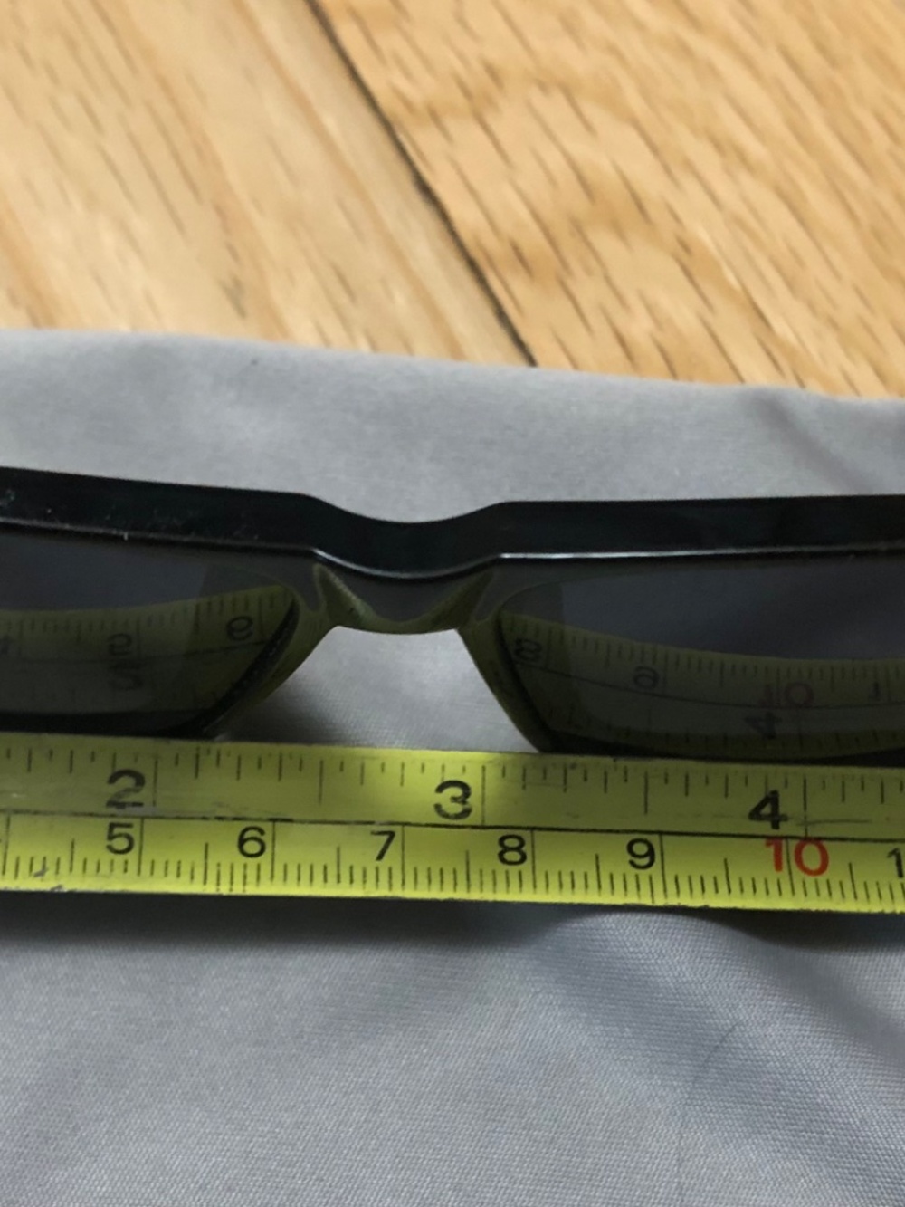 Lessness Polarized Black Square Sunglasses Women - Picture 5 of 6